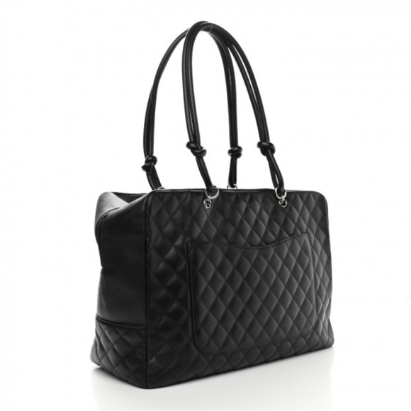 CHANEL Calfskin Quilted Large Cambon Bag in Black with CC in Gray - Picture 4 of 10